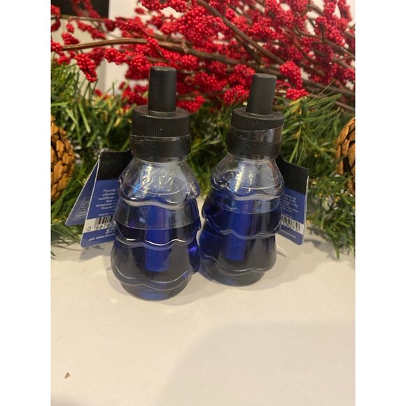Bath & Body Works Limited Edition Tree Shape ”Frosted Sleigh Ride” 2 Wallflowers - Picture 4 of 5